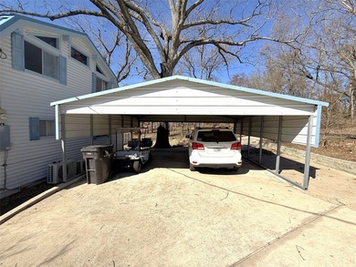 Winnsboro - Wood County Texas ~ 3 bedroom, 2 bath waterfront - photo 3