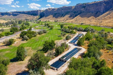 Details on water and property, plus photos 18-hole golf course - photo 15