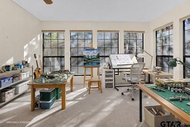 This comfortable home is nestled back in the pine trees on a - photo 22