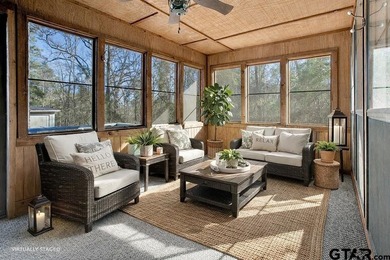 This comfortable home is nestled back in the pine trees on a - photo 23