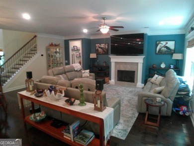 Feel right at home with this beautiful 3,000+ sqft home which - photo 24