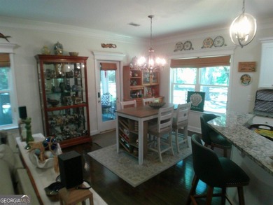 Feel right at home with this beautiful 3,000+ sqft home which - photo 26