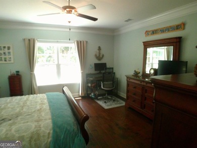 Feel right at home with this beautiful 3,000+ sqft home which - photo 28