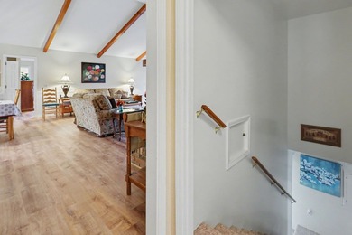 Brand new floors in this beautiful, expansive, 4 bedroom, 5.5 - photo 35