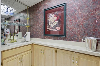 Brand new floors in this beautiful, expansive, 4 bedroom, 5.5 - photo 44