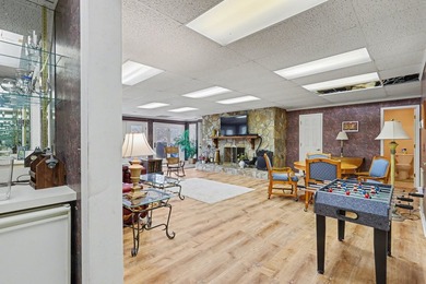 Brand new floors in this beautiful, expansive, 4 bedroom, 5.5 - photo 45