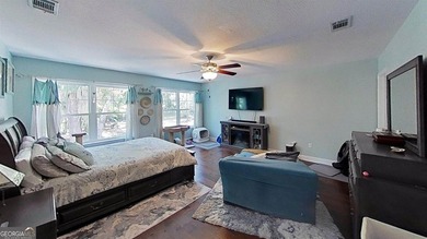 Feel right at home with this beautiful 3,000+ sqft home which - photo 47