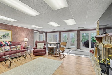 Brand new floors in this beautiful, expansive, 4 bedroom, 5.5 - photo 48