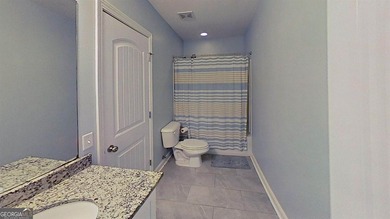 Feel right at home with this beautiful 3,000+ sqft home which - photo 50