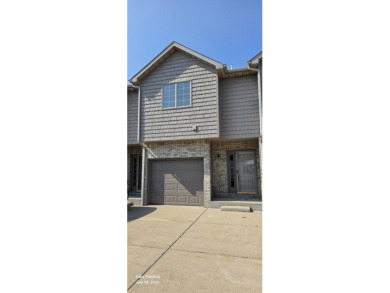 Lake Townhome/Townhouse For Sale in La Porte, Indiana