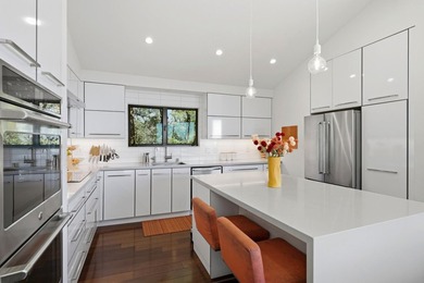 Located in the Las Cumbres community of Los Gatos, this - photo 12