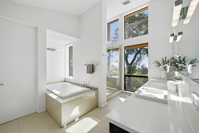 Located in the Las Cumbres community of Los Gatos, this - photo 20