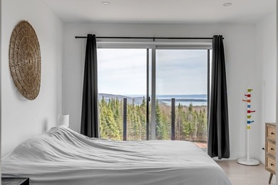 Nestled between the mountains and the river, this magnificent - photo 22