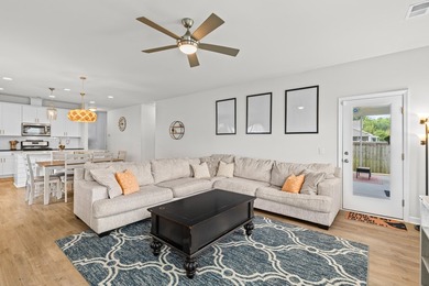 Single-story 3-bedroom home with pond views, paid-off solar - photo 26