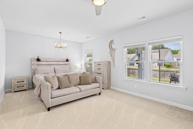 Single-story 3-bedroom home with pond views, paid-off solar - photo 28