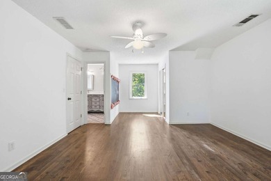 Welcome to paradise in the heart of North Hall! This exceptional - photo 28