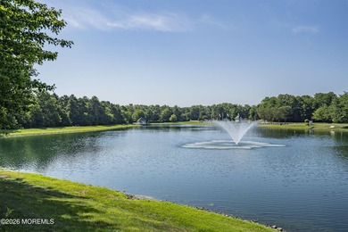 Welcome to the desirable Lake Ridge community! This spacious - photo 34