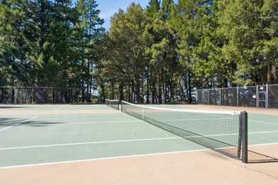 Located in the Las Cumbres community of Los Gatos, this - photo 38