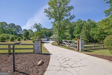 Welcome to paradise in the heart of North Hall! This exceptional - photo 39