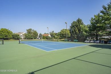 Welcome to the desirable Lake Ridge community! This spacious - photo 39