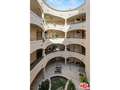 Spectacular 2 bed/2 bath + family room and stunning large - photo 43