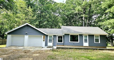 Lake Home For Sale in Vestaburg, Michigan