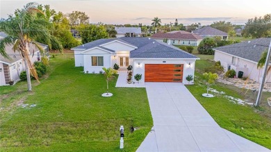 Welcome to your piece of paradise in the highly sought after - photo 1