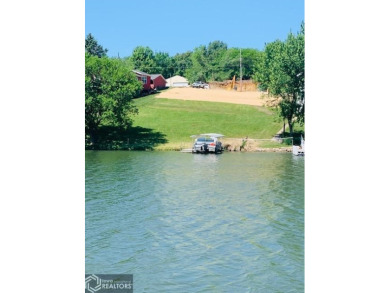 Lake Ponderosa Lot For Sale in Montezuma Iowa