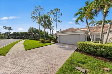WELCOME to prestigious Colonial Country Club! This gorgeous - photo 4