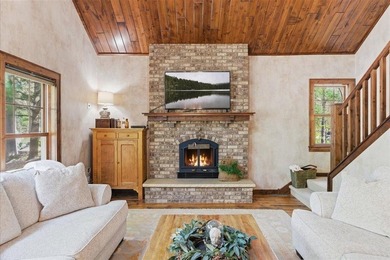 Nestled on the shores of Lake Ossawinnamakee, this stunning - photo 9