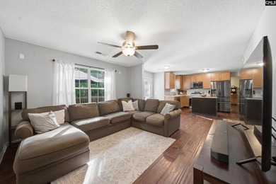 Welcome to 16 Stoney Pointe Drive, a charming oasis nestled in - photo 15