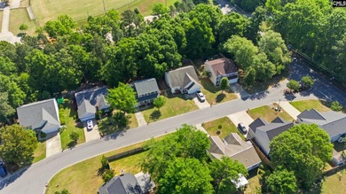 Welcome to 16 Stoney Pointe Drive, a charming oasis nestled in - photo 34