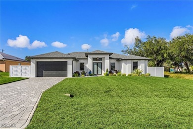 Cape Coral Area Home Sale Pending in Cape Coral Florida
