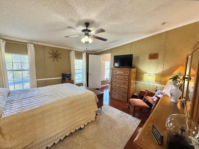Enjoy the lake lifestyle with this beautifully updated 4-bedroom - photo 18