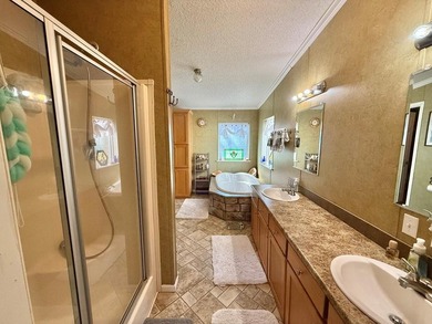 Enjoy the lake lifestyle with this beautifully updated 4-bedroom - photo 19