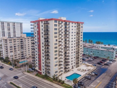 Lake Condo For Sale in Hollywood,