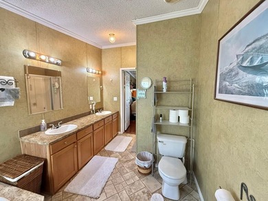 Enjoy the lake lifestyle with this beautifully updated 4-bedroom - photo 21