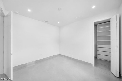 Located in a prime area of Cape Coral in Gleason Parkway, this - photo 22