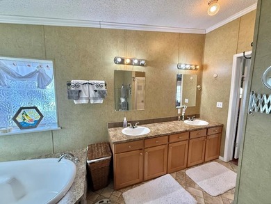 Enjoy the lake lifestyle with this beautifully updated 4-bedroom - photo 24