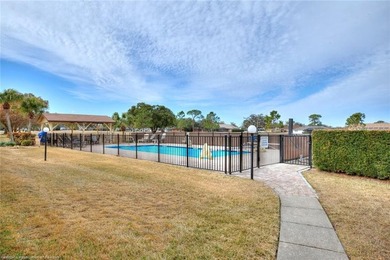 Beautiful, spacious, and cozy fully remodeled townhouse in a - photo 27
