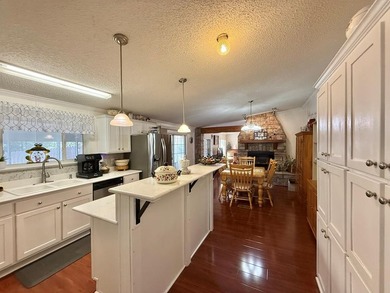 Enjoy the lake lifestyle with this beautifully updated 4-bedroom - photo 32
