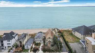 Custom wood frame stucco finish house. Home on the beach - photo 45