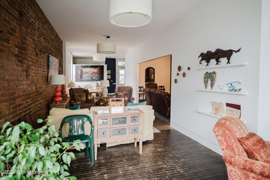 Historic Mixed-Use Corner Asset with 3 residential units, office - photo 8