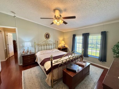 Enjoy the lake lifestyle with this beautifully updated 4-bedroom - photo 48