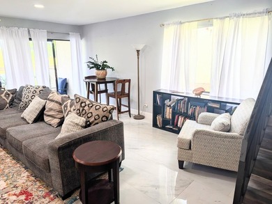 BACK ON THE MARKET! Spacious centrally located townhome in the - photo 7