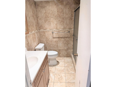 BACK ON THE MARKET! Spacious centrally located townhome in the - photo 9