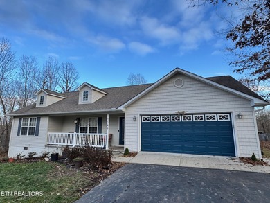 Lake Home For Sale in Crossville, Tennessee