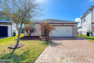 (private lake, pond, coastal) Home For Sale in Port Orange Florida