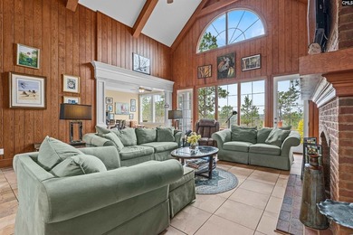 Whether you are looking for an exquisite home with a heated pool - photo 8