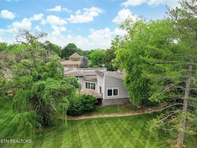 Welcome to this one-of-a-kind executive home in the prestigious - photo 12
